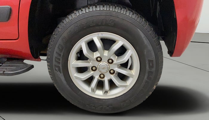 2016 Mahindra TUV300 T8 AMT, Diesel, Automatic, 55,936 km, Left Rear Wheel