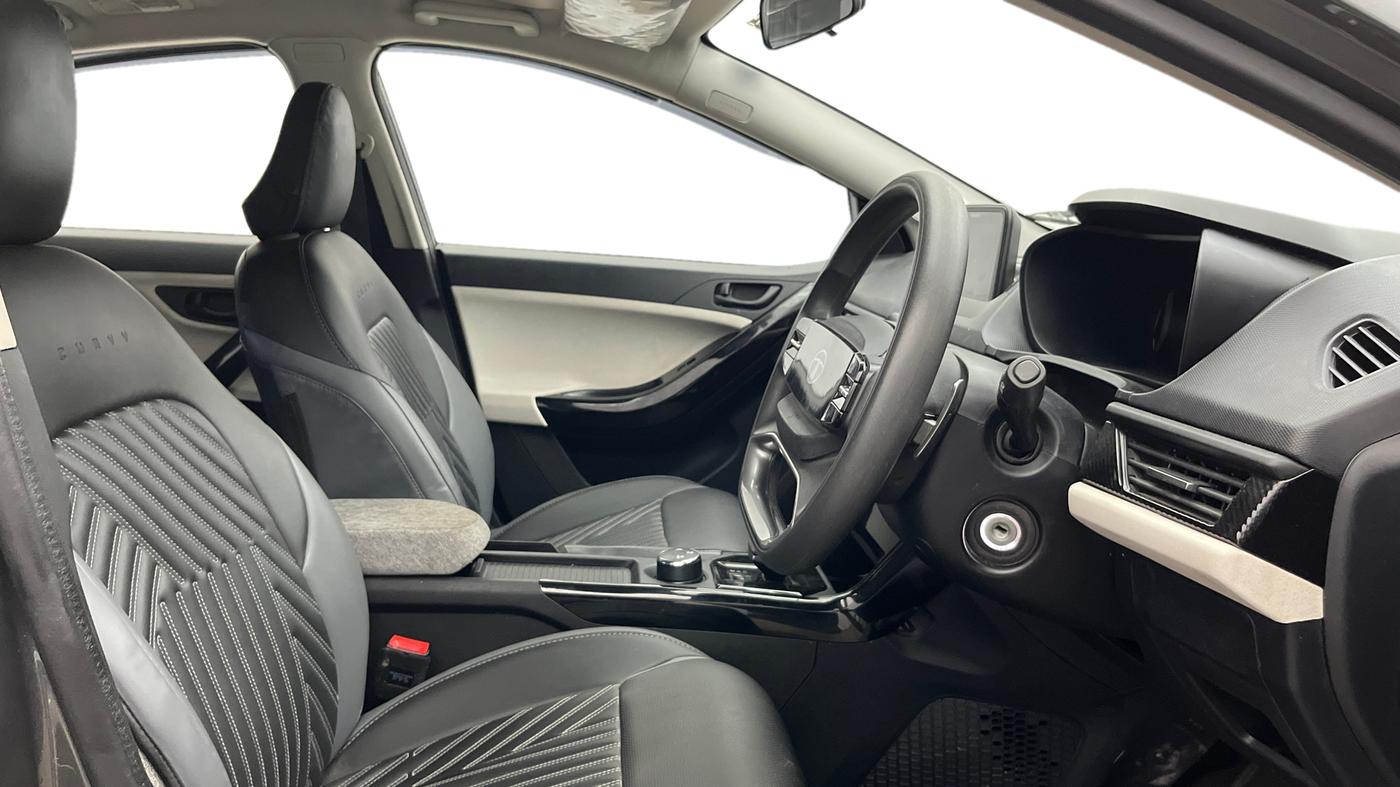 2025 Tata Curvv Pure Plus 1.2 Petrol 7DCA, Petrol, Automatic, 10,215 km, Right Side Front Door Cabin