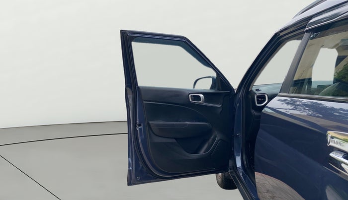 2021 Hyundai VENUE SX 1.5 CRDI, Diesel, Manual, 17,812 km, LHS Front Door