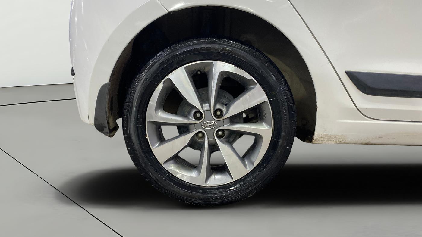 2016 Hyundai Elite i20 ASTA 1.2 (O), Petrol, Manual, 76,879 km, Right Rear Wheel