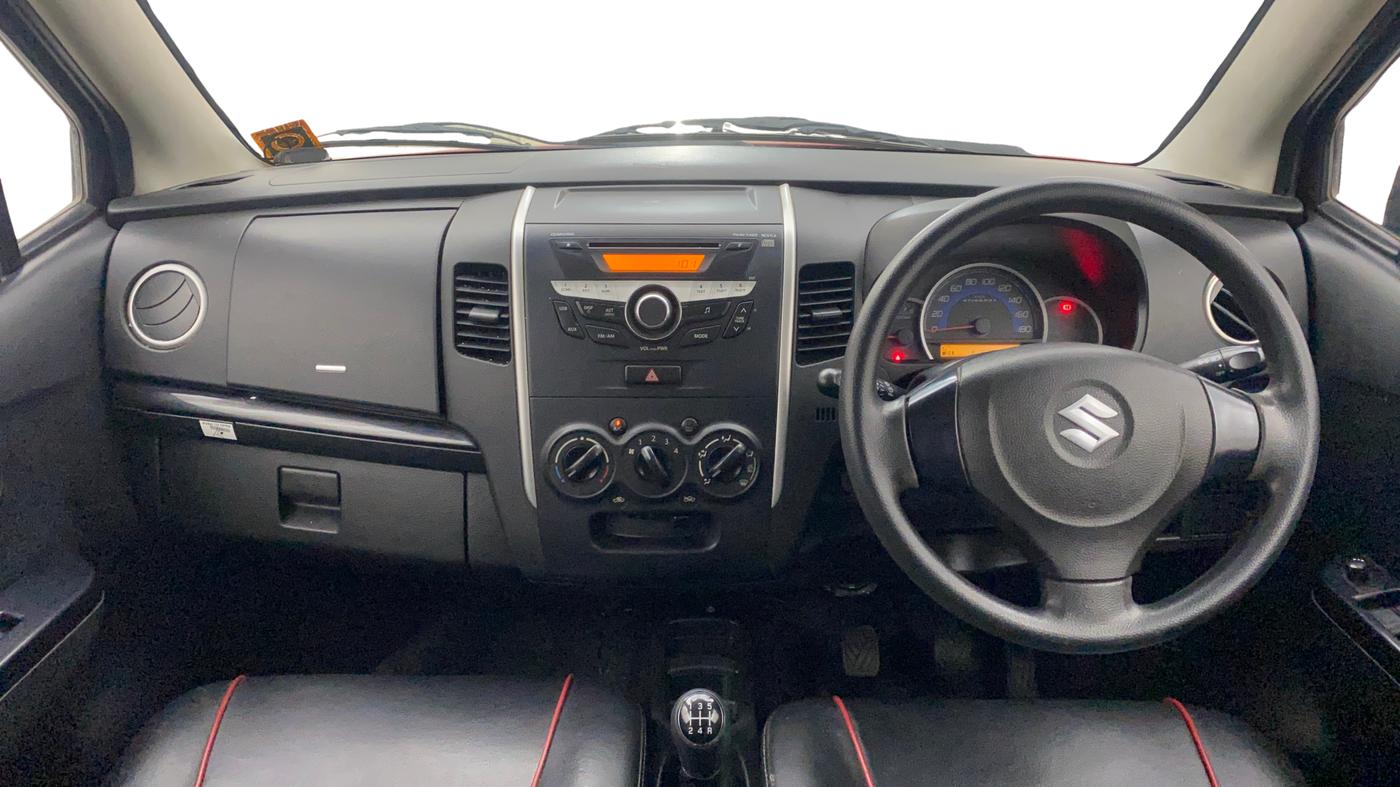 2013 Maruti Wagon R Stingray VXI, Petrol, Manual, 52,086 km, Dashboard