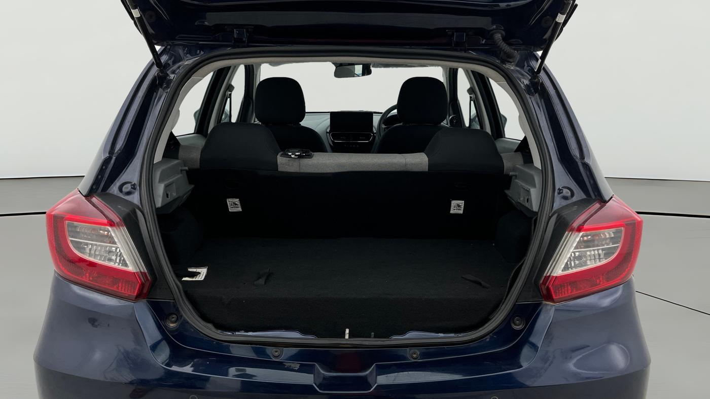 2025 Tata Tiago XTA CNG , CNG, Automatic, 14,797 km, Boot Open Zoomed View