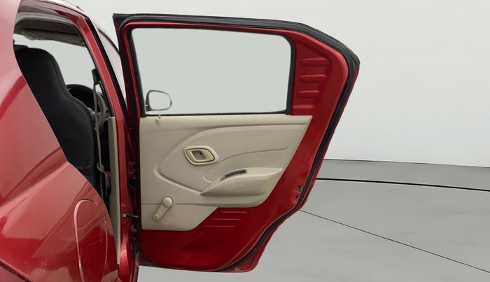 2016 Datsun Redi Go S, Petrol, Manual, 39,662 km, RHS Rear Door