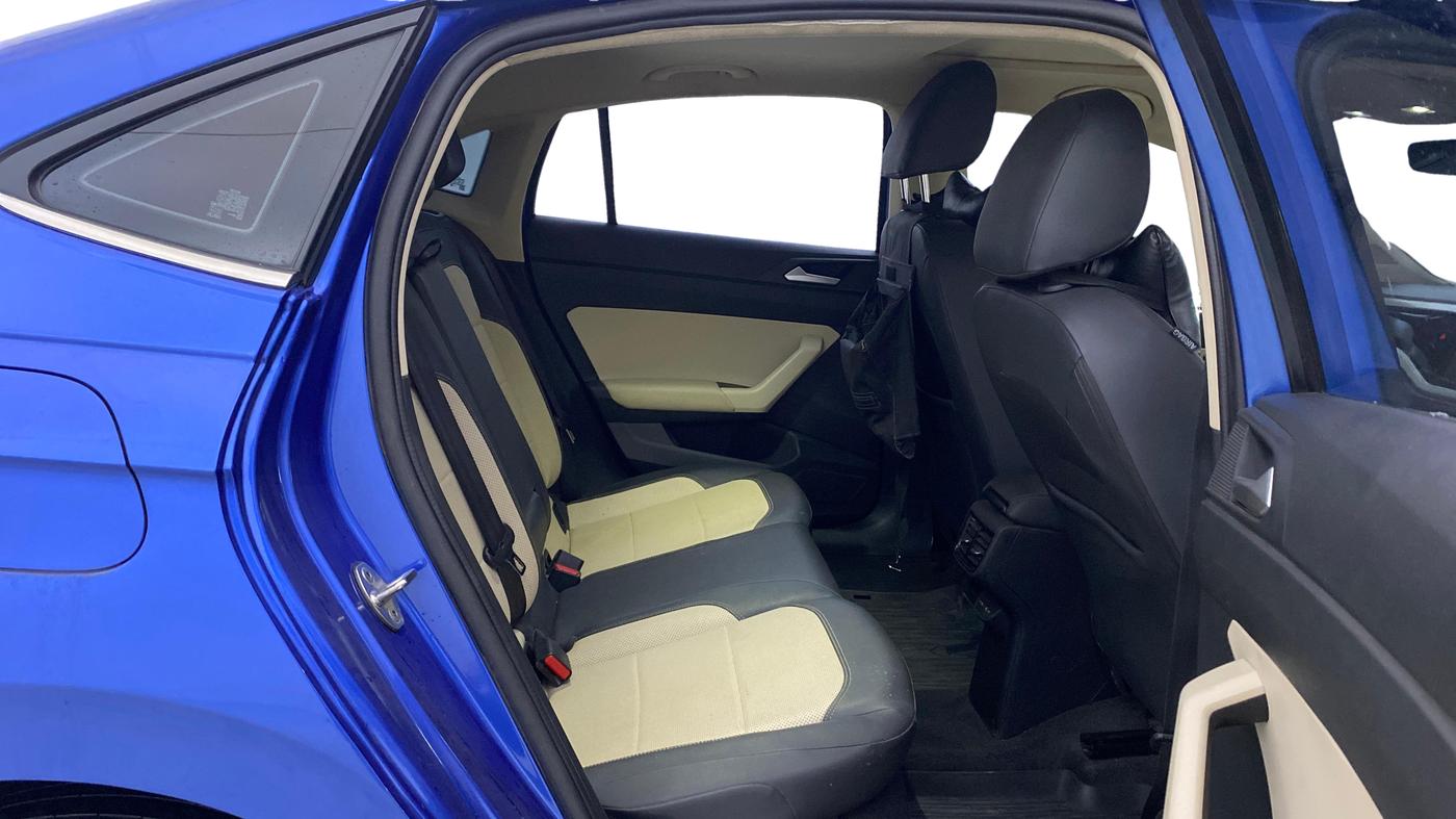 2022 Volkswagen VIRTUS TOPLINE TSI 1.0 MT, Petrol, Manual, 84,819 km, Right Side Rear Door Cabin