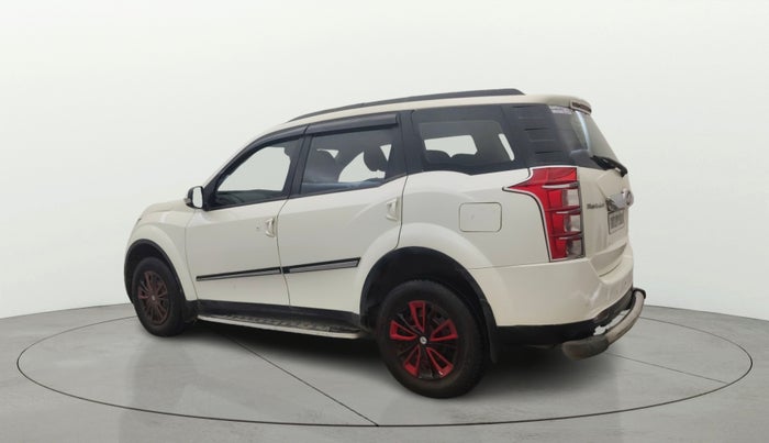 2015 Mahindra XUV500 W8, Diesel, Manual, 1,14,318 km, Left Back Diagonal