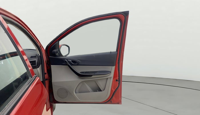 2019 Tata Tiago XZA PETROL, Petrol, Automatic, 45,133 km, RHS Front Door