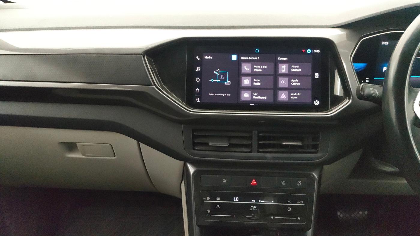 2022 Volkswagen TAIGUN TOPLINE 1.0 TSI AT, Petrol, Automatic, 28,405 km, Air Conditioner