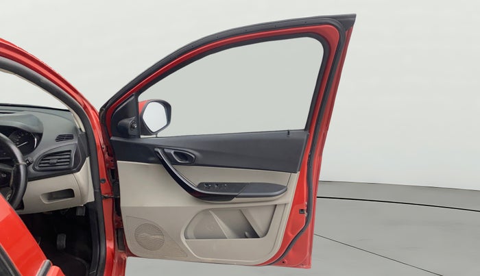 2019 Tata Tiago XZ PETROL, Petrol, Manual, 82,564 km, RHS Front Door