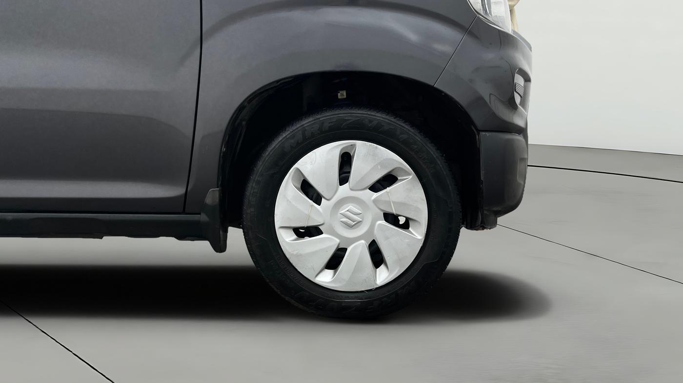 2021 Maruti S PRESSO VXI AMT, Petrol, Automatic, 37,007 km, Right Front Wheel