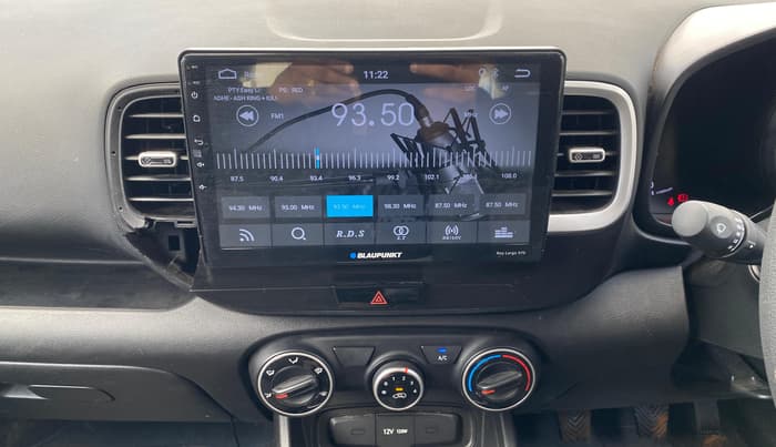 2022 Hyundai VENUE E 1.2, Petrol, Manual, 30,338 km, Air Conditioner