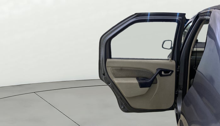 2013 Mahindra Verito 1.5 D4, Diesel, Manual, 1,27,281 km, LHS Rear Door