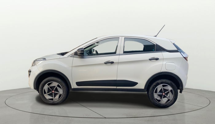 2019 Tata NEXON XMA DIESEL, Diesel, Automatic, 1,18,349 km, Left Side