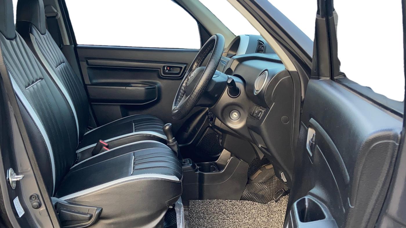 2023 Maruti S PRESSO VXI+, Petrol, Manual, 12,123 km, Right Side Front Door Cabin