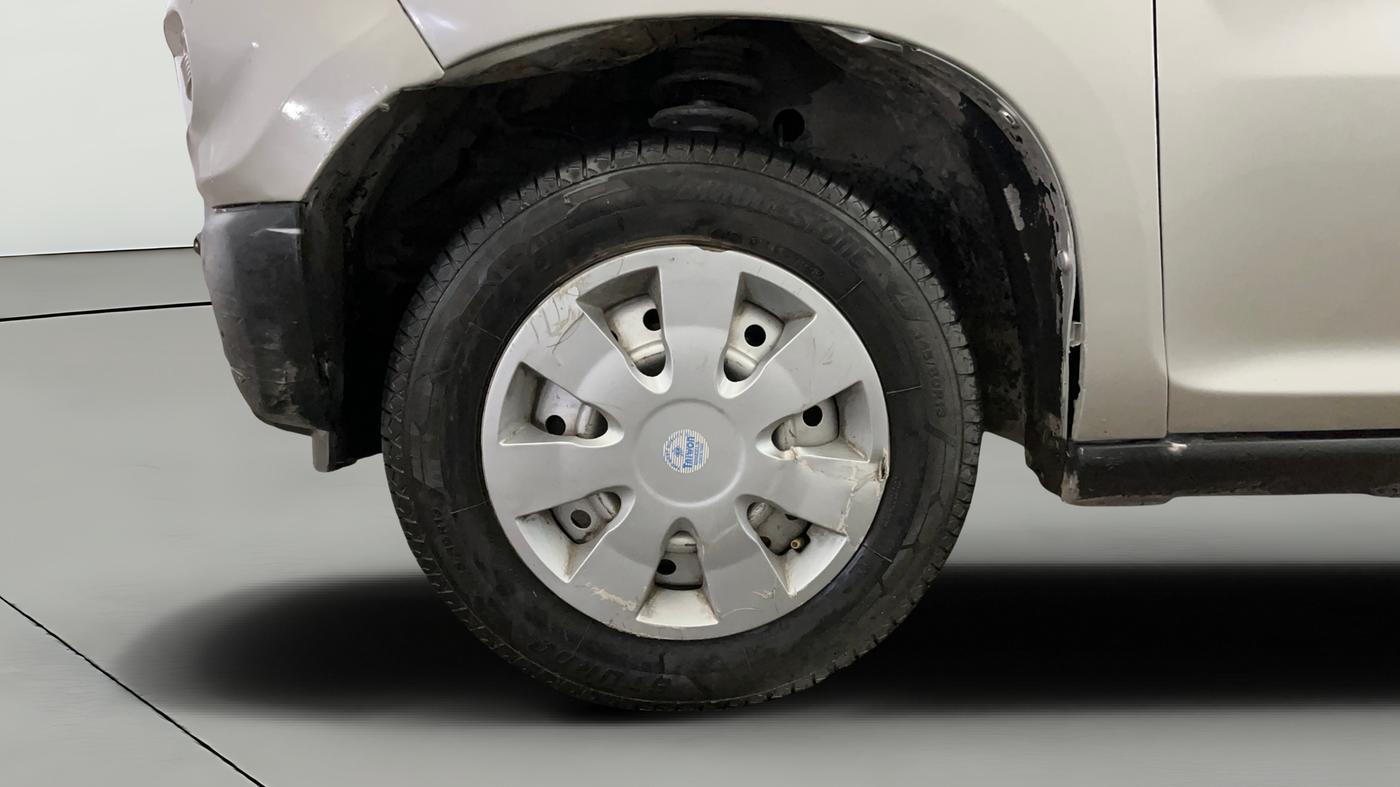2021 Maruti S PRESSO LXI CNG, CNG, Manual, 91,944 km, Left Front Wheel