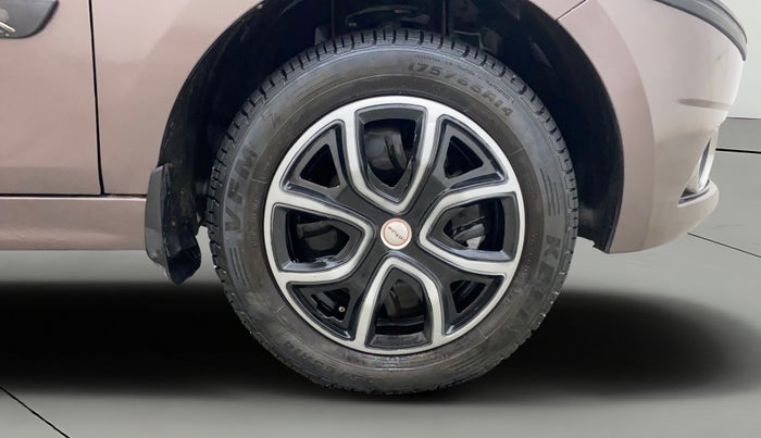 2019 Tata Tiago XZ PETROL, Petrol, Manual, 74,318 km, Right Front Wheel