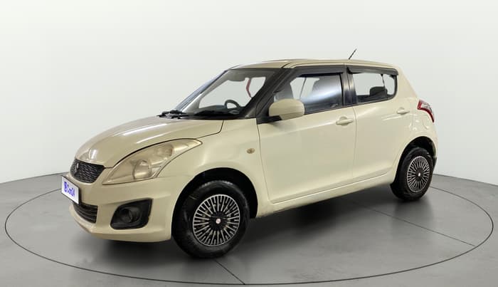 2016 Maruti Swift LXI (O), CNG, Manual, 66,959 km, Left Front Diagonal