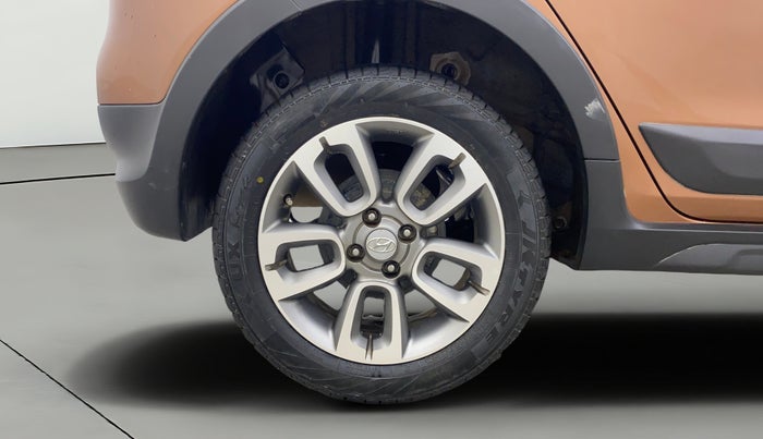 2016 Hyundai i20 Active 1.2 SX, Petrol, Manual, 54,518 km, Right Rear Wheel