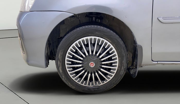 2018 Toyota Etios VD PLATINUM, Diesel, Manual, 1,19,697 km, Left Front Wheel