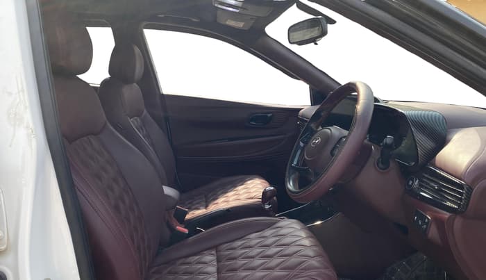 2021 Hyundai NEW I20 ASTA (O) 1.2 MT, Petrol, Manual, 1,34,714 km, Right Side Front Door Cabin