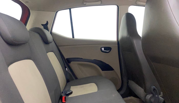 2013 Hyundai i10 SPORTZ 1.2 AT, Petrol, Automatic, 55,385 km, Right Side Rear Door Cabin