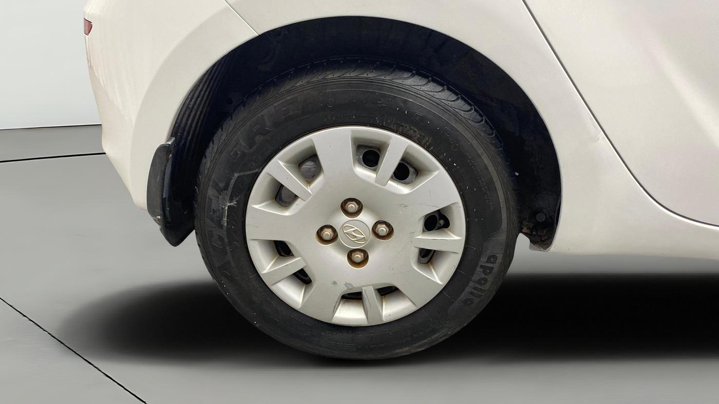 2013 Hyundai i20 MAGNA (O) 1.2, Petrol, Manual, 47,732 km, Right Rear Wheel