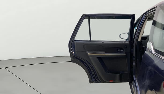 2018 Tata Hexa XTA 4X2 7 STR, Diesel, Automatic, 83,354 km, LHS Rear Door