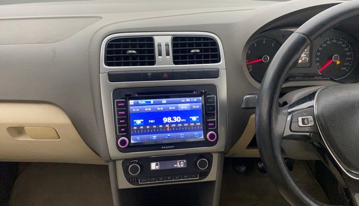 2015 Volkswagen Vento HIGHLINE 1.6 MPI, Petrol, Manual, 71,482 km, Air Conditioner