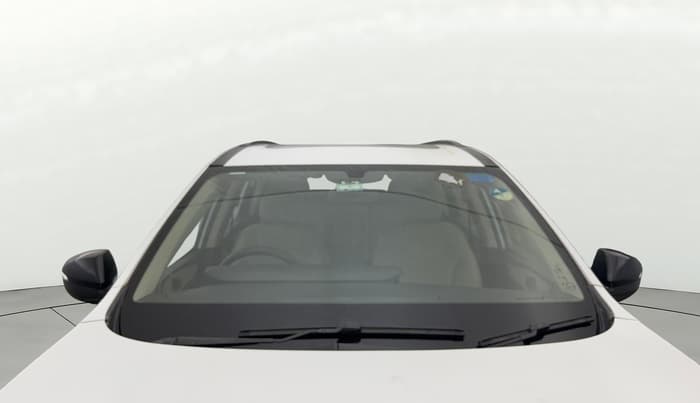 2022 Mahindra XUV700 AX 5 P MT 7 STR, Petrol, Manual, 55,215 km, Front Windshield