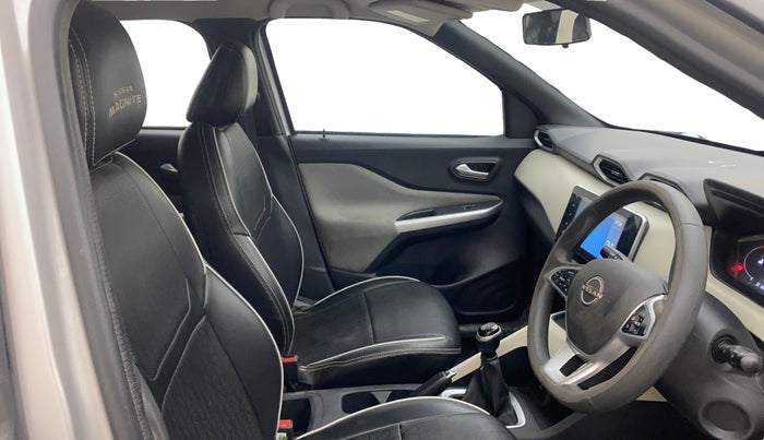 2021 Nissan MAGNITE XV TURBO, Petrol, Manual, 87,969 km, Right Side Front Door Cabin