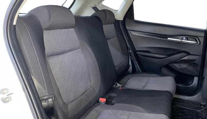 2022 KIA SELTOS HTK 1.5 PETROL, Petrol, Manual, 15,488 km, Right Side Rear Door Cabin