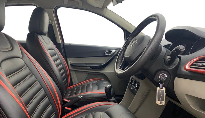 2018 Tata Tiago XZ PETROL, Petrol, Manual, 79,795 km, Right Side Front Door Cabin