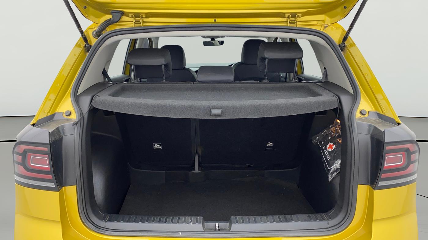 2023 Volkswagen TAIGUN TOPLINE 1.0 TSI AT, Petrol, Automatic, 34,848 km, Boot Open Zoomed View