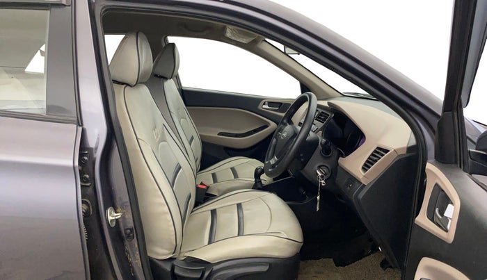 2019 Hyundai Elite i20 SPORTZ PLUS 1.2, Petrol, Manual, 47,256 km, Right Side Front Door Cabin