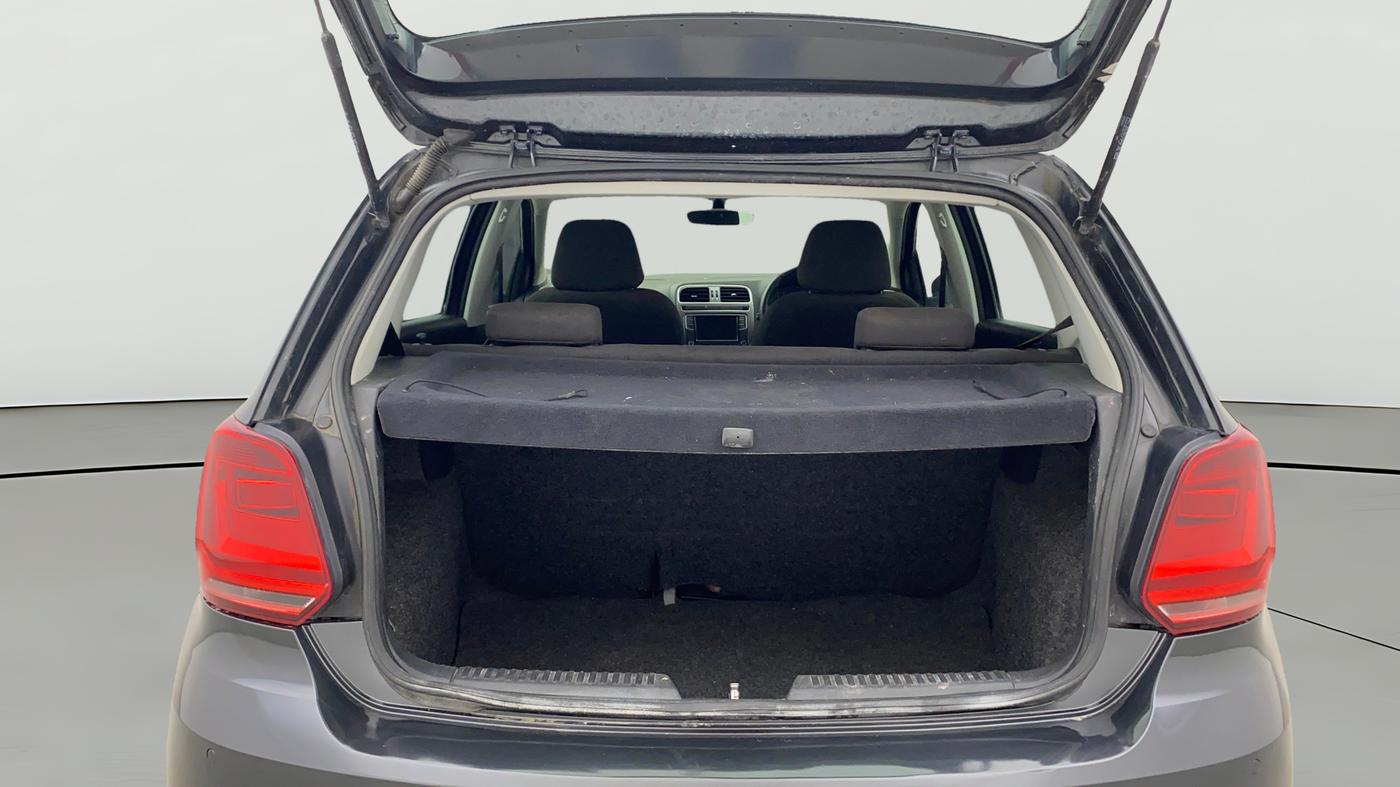 2022 Volkswagen Polo HIGHLINE PLUS 1.0, Petrol, Manual, 80,570 km, Boot Open Zoomed View