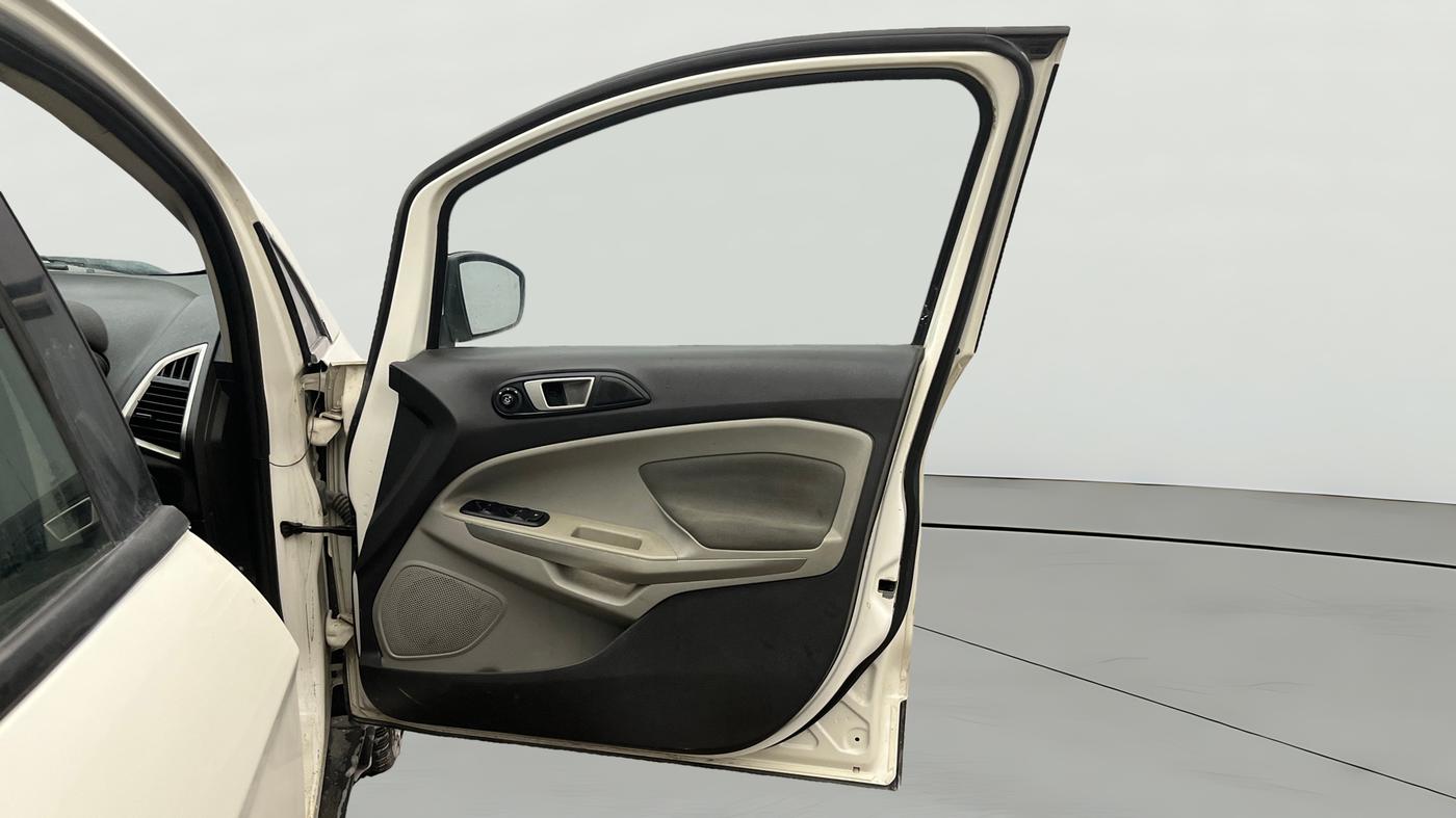 2015 Ford Ecosport TREND 1.5L PETROL, Petrol, Manual, 1,16,023 km, RHS Front Door