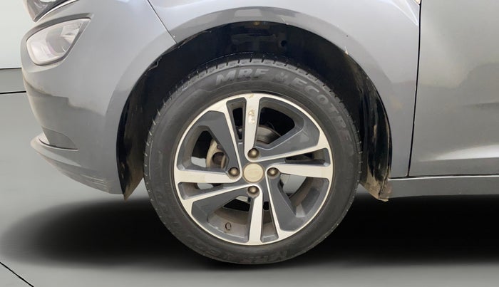 2023 Tata ALTROZ XZ PETROL, Petrol, Manual, 20,328 km, Left Front Wheel
