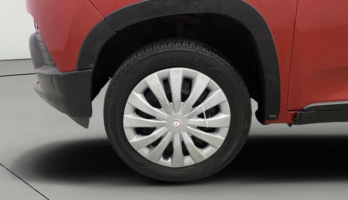 2015 Mahindra Kuv100 K6 5 STR, Petrol, Manual, 65,767 km, Left Front Wheel