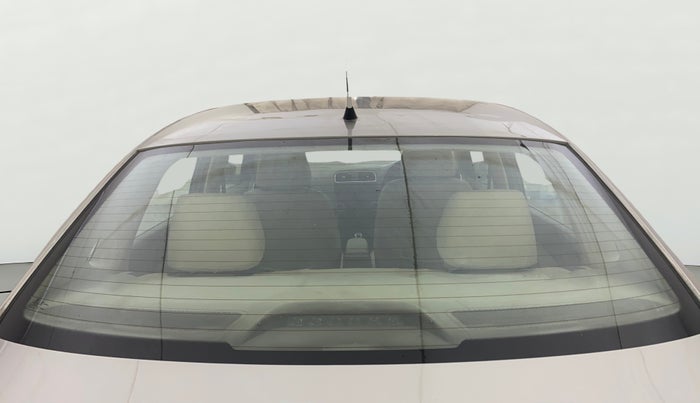 2013 Skoda Rapid AMBITION 1.6 TDI CR MT, Diesel, Manual, 1,14,039 km, Rear Windshield