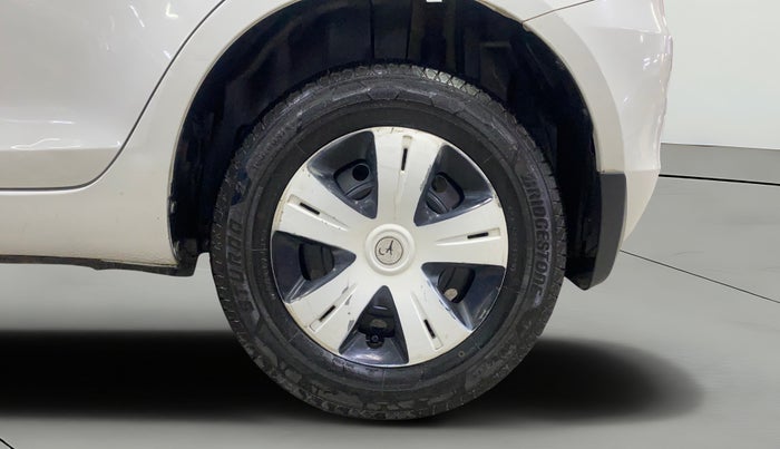 2015 Maruti Swift VXI, Petrol, Manual, 68,345 km, Left Rear Wheel