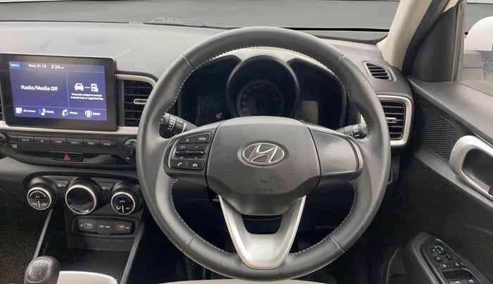 2021 Hyundai VENUE S+ 1.2, Petrol, Manual, 52,992 km, Steering Wheel Close Up