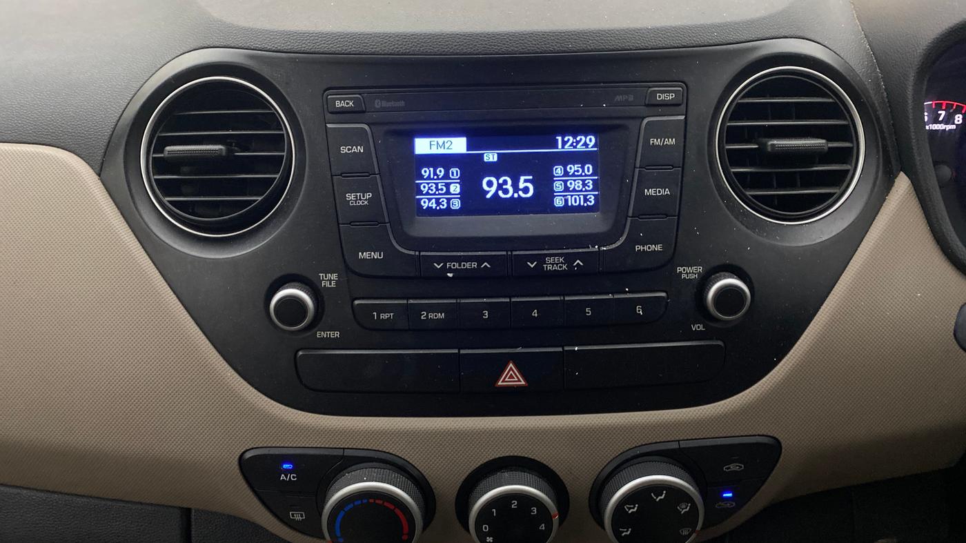 2017 Hyundai Xcent S 1.2, Petrol, Manual, 59,115 km, Air Conditioner
