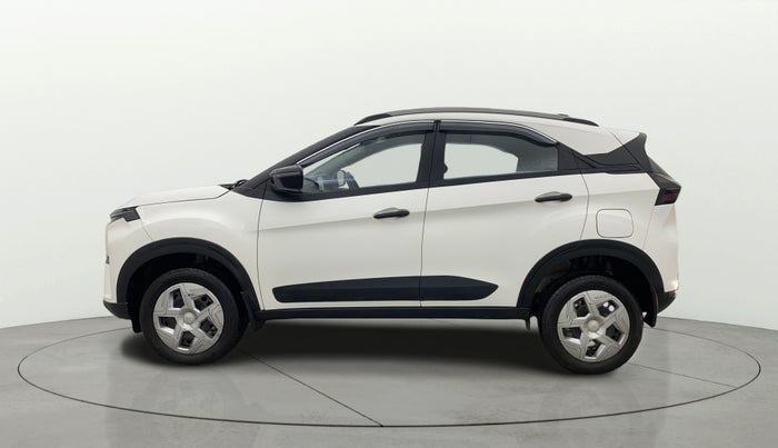 2024 Tata NEXON PURE 1.5 DIESEL, Diesel, Manual, 22,291 km, Left Side