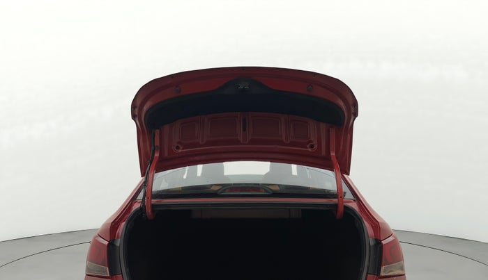 2018 Hyundai Verna 1.6 VTVT SX, Petrol, Manual, 31,578 km, Boot Door Open