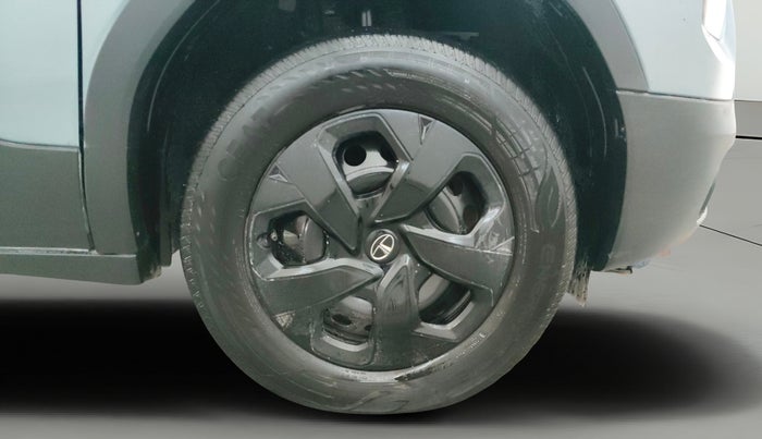 2023 Tata PUNCH ADVENTURE AMT, Petrol, Automatic, 25,116 km, Right Front Wheel