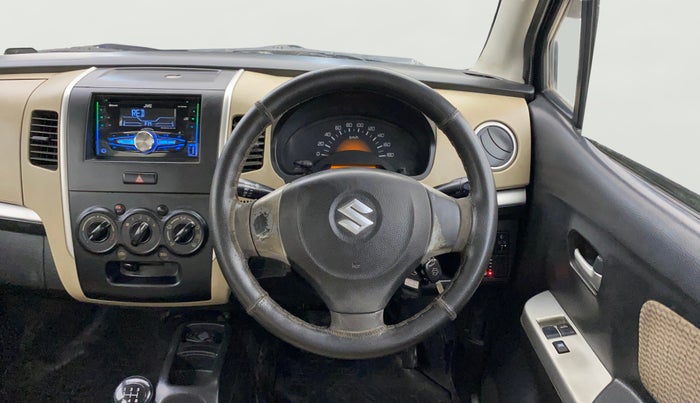 2017 Maruti Wagon R 1.0 LXI CNG, CNG, Manual, 99,996 km, Steering Wheel Close Up