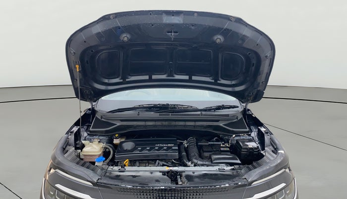 2022 KIA CARENS LUXURY PLUS 1.4 PETROL DCT 7 STR, Petrol, Automatic, 36,336 km, Open Bonet