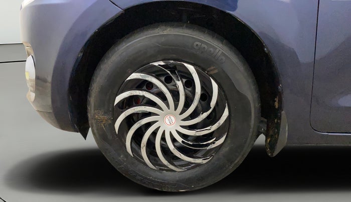 2018 Maruti Swift VXI AMT, Petrol, Automatic, 63,317 km, Left Front Wheel