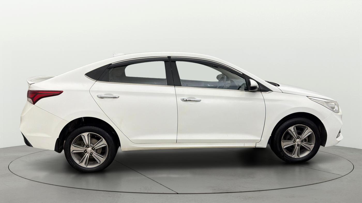 2019 Hyundai Verna 1.6 VTVT SX, Petrol, Manual, 30,096 km, Right Side View