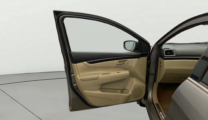 2016 Maruti Ciaz ZXI, Petrol, Manual, 99,587 km, LHS Front Door