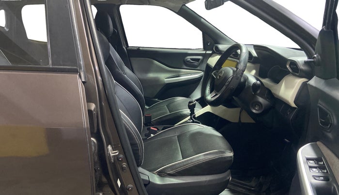 2022 Nissan MAGNITE XE, Petrol, Manual, 82,451 km, Right Side Front Door Cabin